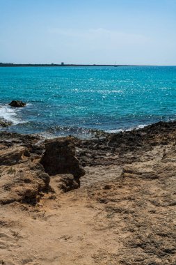 Punta della Suina, İtalya: 17 Haziran 2019: Punta della Suina, İtalya 'daki deniz manzarası