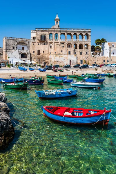 Polignano Mare イタリア 6月2019 イタリア南部アドリア海沿岸の町Polignano Mare 町の素晴らしい景色 — ストック写真