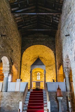 San Leo 'nun eski şehrinde bir kilisede