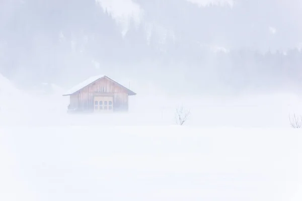 冰封的村庄 冬季的风景 — 图库照片