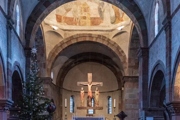 2019年1月2日 布鲁尼科 San Candido 该镇古老教堂的内部 — 图库照片