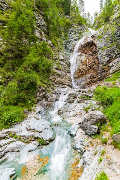 Cachoeiras Verão Longo Das Trilhas Sappada Friuli Dolomitas — Fotografia de Stock