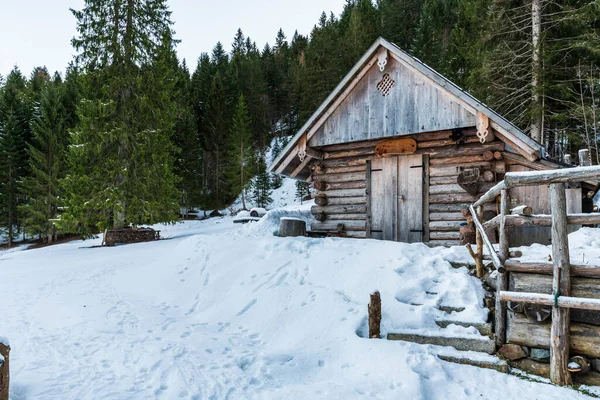 Antiguas Casas Madera Invierno Región Friuli Italia —  Fotos de Stock