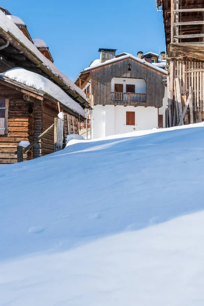 Magie Hivernale Les Anciennes Maisons Bois Sauris Sopra Italie — Photo