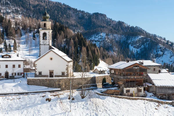 Vista Del Comune Sauris Provincia Udine Nella Regione Italiana Friuli — Foto Stock