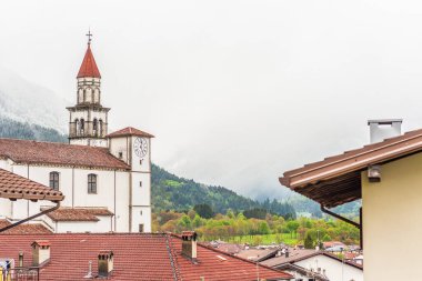 İtalya 'nın Friuli-Venezia Giulia bölgesinde Udine ilindeki Sutrio komünü manzarası