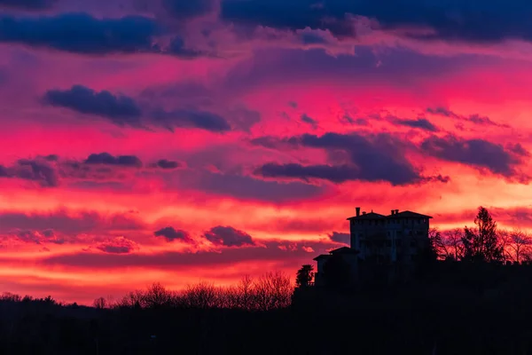 Puesta Sol Sobre Ciudad Italiana Cassacco — Foto de Stock