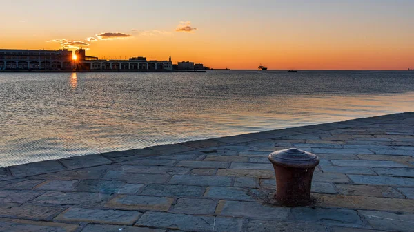 Puesta Sol Desde Muelle Audace Trieste Colores Fuego Agua Italia — Foto de Stock