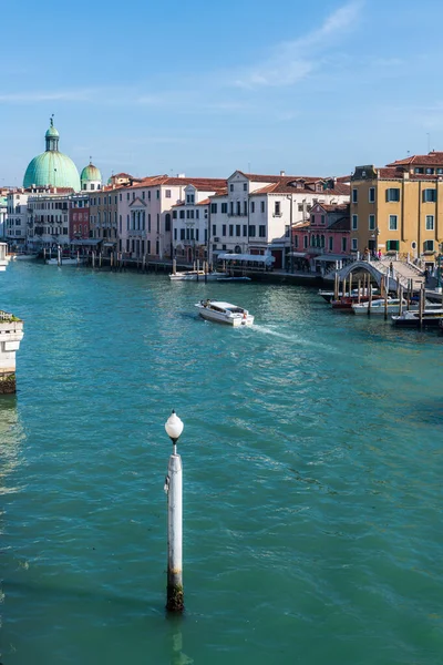 Masks Gondolas Art Venice Italy — Stock Photo, Image