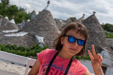 Alberobello, İtalya 'da Apulia eyaletinde yer alan bir şehirdir..