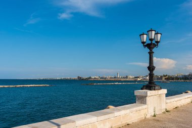 İtalyan Bari şehir mimarisinin güzel manzarası