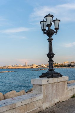 İtalyan Bari şehir mimarisinin güzel manzarası