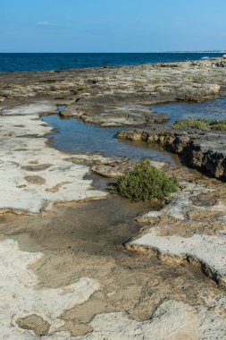 Monopoli 'de güzel deniz ve sahil