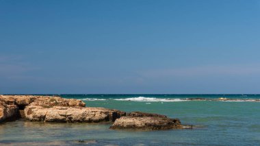 Monopoli 'de güzel deniz ve sahil