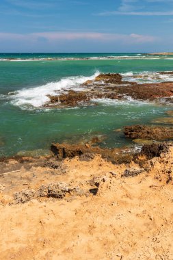 Monopoli 'de güzel deniz ve sahil