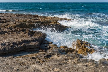 Monopoli yakınlarındaki deniz manzarası harika.