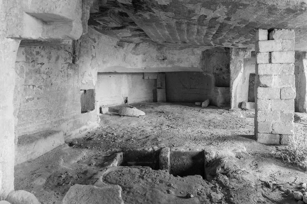 Massafra Und Seine Schluchten Häuser Die Den Felsen Gebaut Wurden — Stockfoto