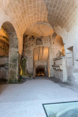 Matera, İtalya 'daki Sassi di Matera' daki mağara evi.
