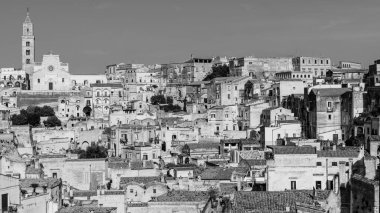 Matera, İtalya 'da antik şehir sokakları ve evler