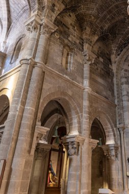 Matera, İtalya 'daki katedralin içi