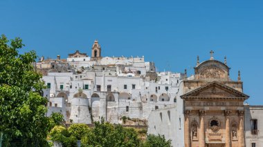 İtalya 'nın Ostuni şehrinin güzel manzarası