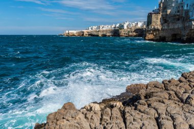Eski şehir Polignano a Mare, İtalya 