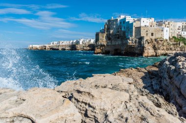 Eski şehir Polignano a Mare, İtalya 