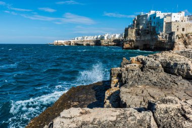 Eski şehir Polignano a Mare, İtalya 