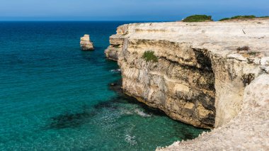 Torre dell 'Orso plajının güzel manzarası