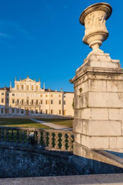 Antik Villa Manin sahnesi, İtalya