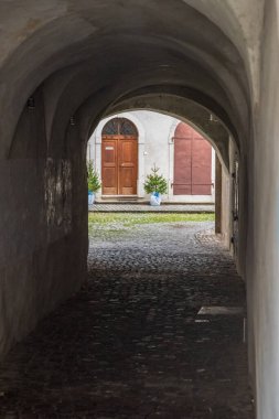 Skofja Loka mimarisi ve şehir manzarası, Slovenya, Aralık 2018