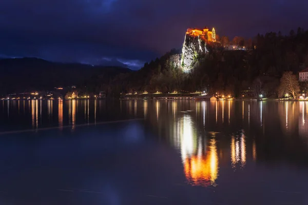 Озеро Блед Ночью Декабре Словения — стоковое фото