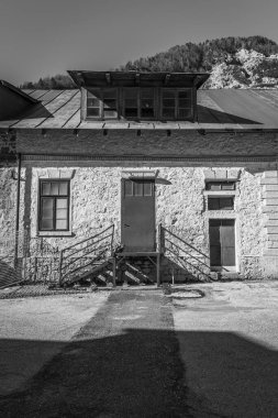 Mağara Del Predil, İtalya