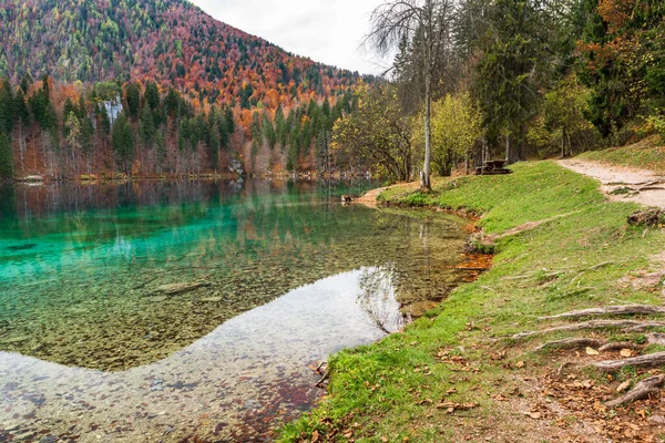 Beau Lac Inférieur Fusine Dans Frioul Italie — Photo