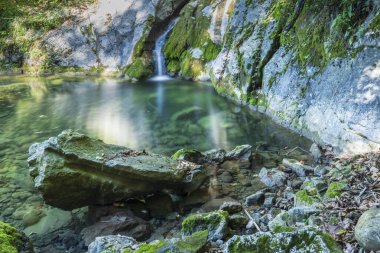 Montenars, Tulin şelalesi. Orvenco deresi