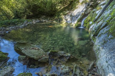 Montenars, Tulin şelalesi. Orvenco deresi