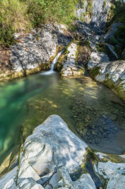 Montenars, Tulin şelalesi. Orvenco deresi