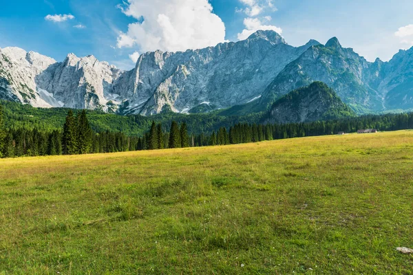 Hermoso Paisaje Las Montañas Conca Fusine Italia —  Fotos de Stock