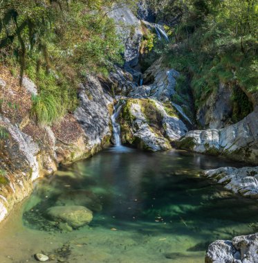 Montenars, Tulin şelalesi. Orvenco deresi