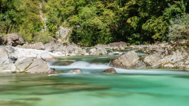 Crosis Tarcento İtalya 'nın güzel şelaleleri