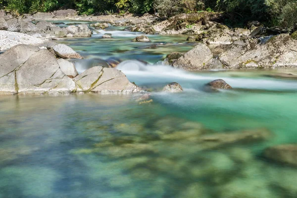 Crosis Tarcento İtalya 'nın güzel şelaleleri
