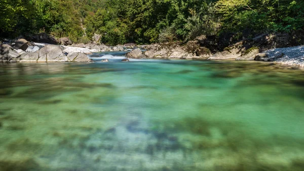Crosis Tarcento İtalya 'nın güzel şelaleleri