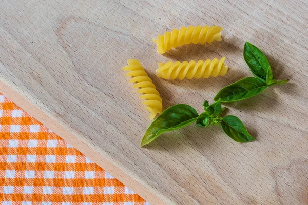 Raw Pasta Wooden Background — Stock Photo, Image