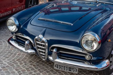 Klasik araba farları, klasik tarz.