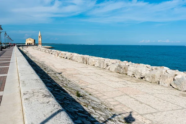 Hermosa Vista Ciudad Costera Caorle Norte Italia — Foto de Stock