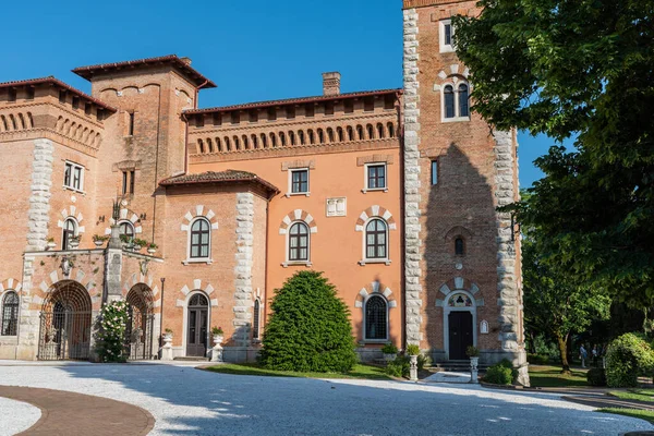 Sommer Blick Auf Schloss Spessa Italien — Stockfoto
