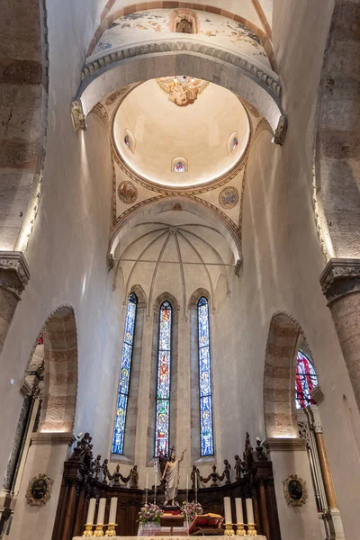 Wnętrze Katedry Gemona Del Friuli Włochy — Zdjęcie stockowe