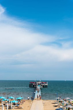 Doğada deniz manzarası çok güzel.