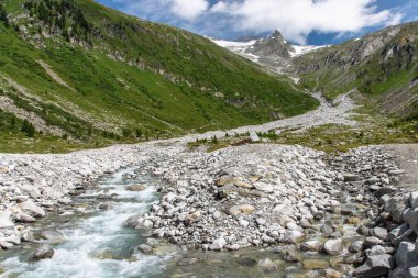 Dolomitlerin güzel manzarası, İtalya.
