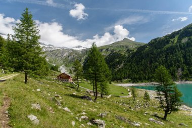 Dolomitlerin güzel manzarası, İtalya.